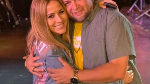 Jackie Guerrido, junto a su fallecido hermano Luis Vega
