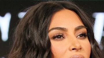 Kim Kardashian, Julia Fox y Kanye West.