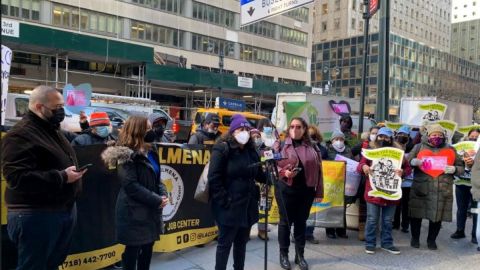 La manifestación en NYC se realizó en frente de las oficinas de la Gobernadora en Manhattan.