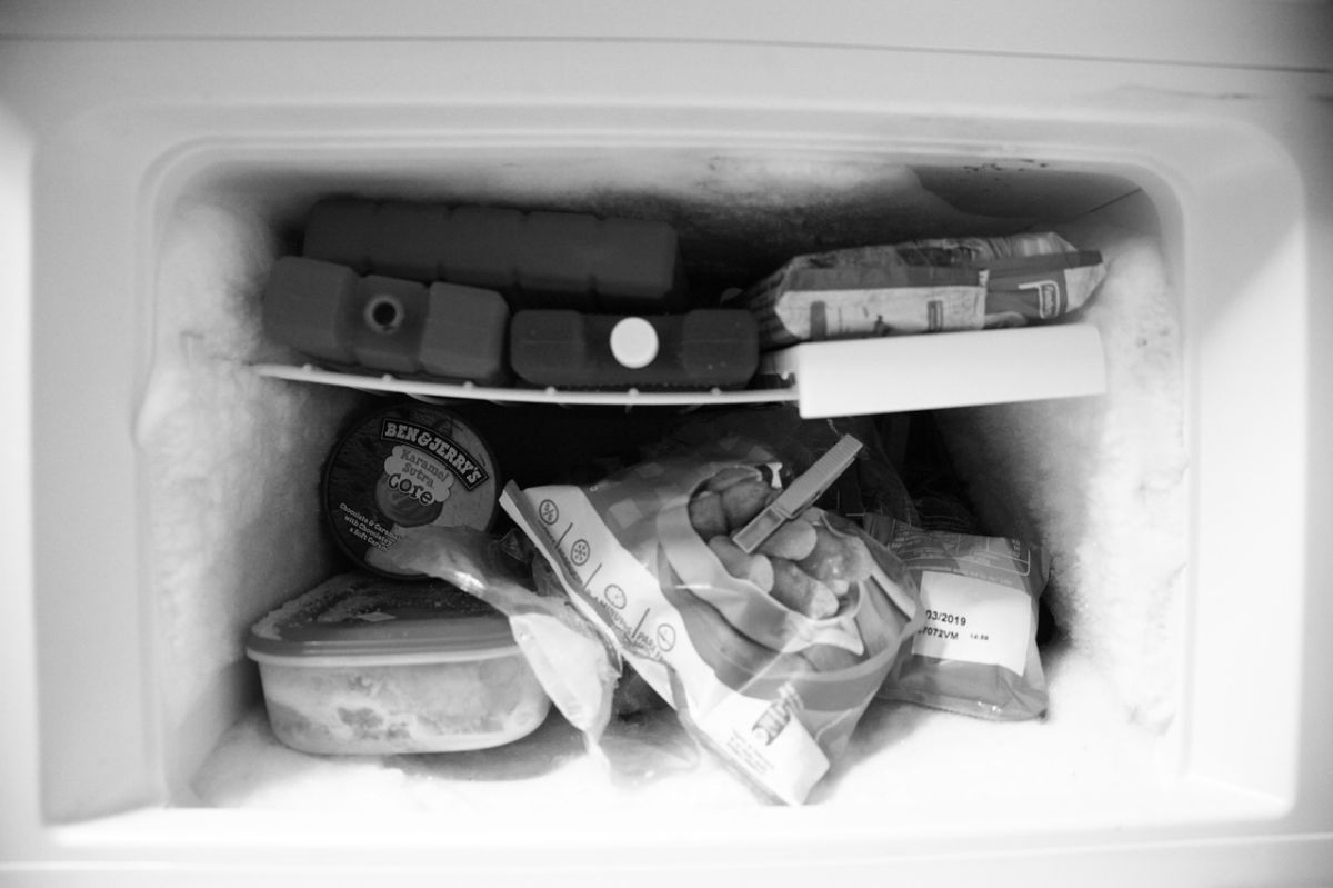 Los refrigeradores y congeladores que carecen de energía aún pueden funcionar como "neveras".