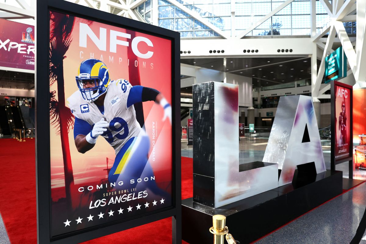 El interés en el Super Bowl entre Angeles Rams y Cincinnati Bengals está siendo aprovechado en términos comerciales con precios récord de publicidad.