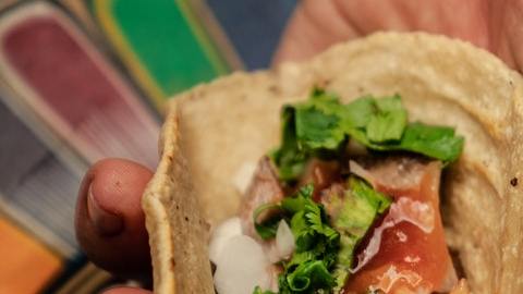 Taco en tortilla de maíz