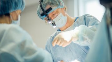 Cirugía error implantes