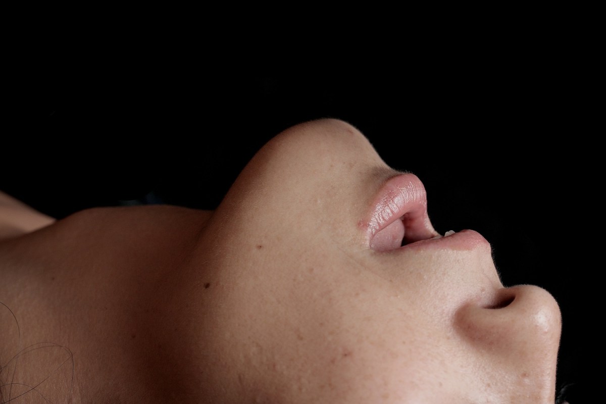 Columna de María Marín:¿Es válido fingir en la cama? 
