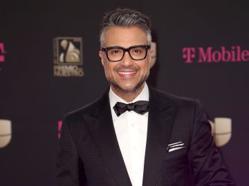 Jaime Camil.