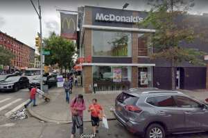 Hispano empleado "héroe" acuchillado en restaurante McDonald's: sospechoso se entregó a la policía de Nueva York