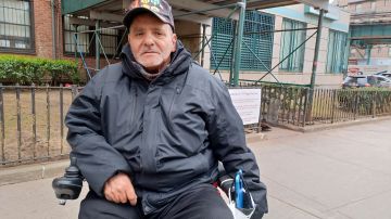 El veterano de guerra Alfredo Martínez reside en Dyckman Houses: "La respuesta a las fallas de NYCHA es cada vez más lenta"