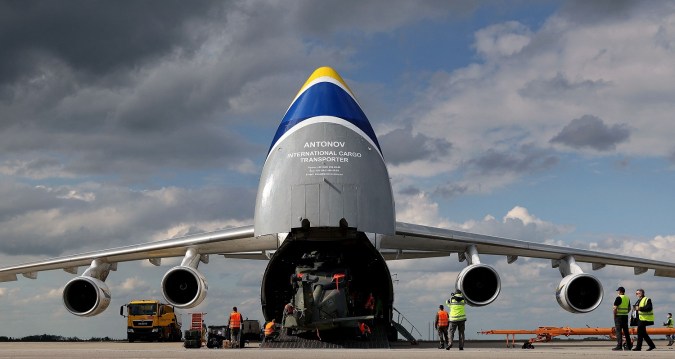 AN-225