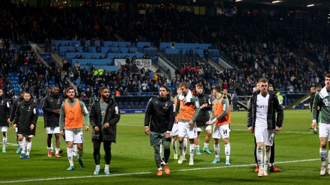 Partido entre Bochum y Mönchengladbach fue suspendido