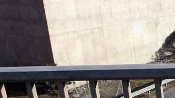 Niño de 13 años al volante choca contra autobús que transportaba a un equipo de golf en Texas