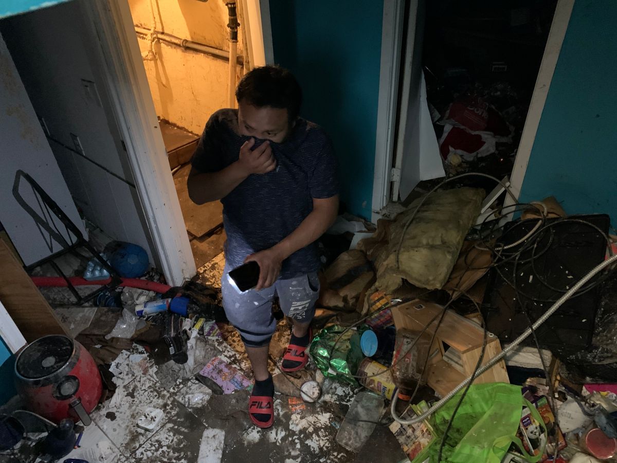 Cerca de 5,000 familias indocumentadas que viven en sótanos sufrieron lo peor del paso del huracán Ida por la Gran Manzana.  