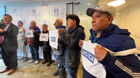 Carwasheros de un lavadero de NJ en el anuncio de la recuperación de $1 millón en salarios robados