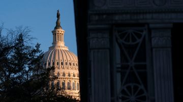 El Congreso avanza con la ley de gastos de $1.5 billones de dólares.