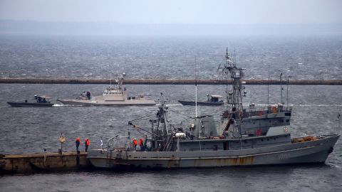 Las fuerzas ucranianas se atribuyeron la destrucción de un buque ruso en Berdyansk.