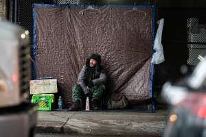 Nueva York desmantela 239 campamentos de personas "sin techo" en menos de dos semanas