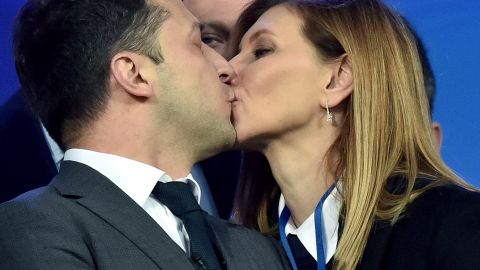 Olena Zelenska: de escritora de comedia tímida a valiente primera dama de Ucrania.