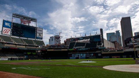Víctor Heredia soñaba con subir a Grandes Ligas y disputar partidos con Minnesota Twins en el Target Field.