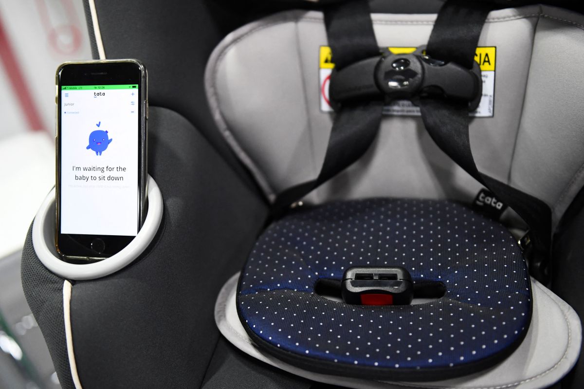 El Tata Pad de Filo,  un asiento inteligente para bebé que avisa a los padres para que no dejen olvidados a sus hijos en el auto.  