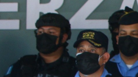 TOPSHOT-HONDURAS-US-POLITICS-EXTRADITION-HERNANDEZ