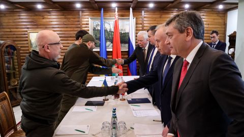 TOPSHOT-BELARUS-RUSSIA-UKRAINE-CONFLICT-TALKS