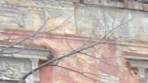 unas 30 personas se encontraban en el recinto de la panadería en el momento del bombardeo.