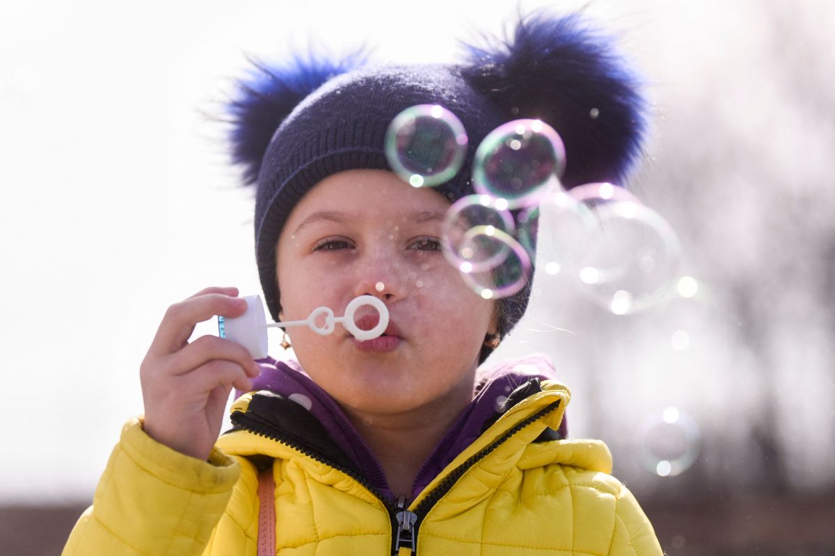 Estiman que seis millones de niños se encuentran "atrapados" en Ucrania.