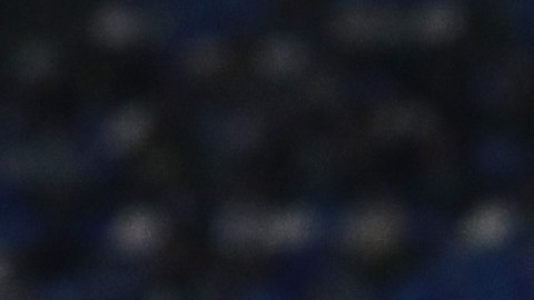 Quincy Promes celebra tras anotar el 1-1 en un encuentro ante Napoli por la UEFA Europa League en 2021.