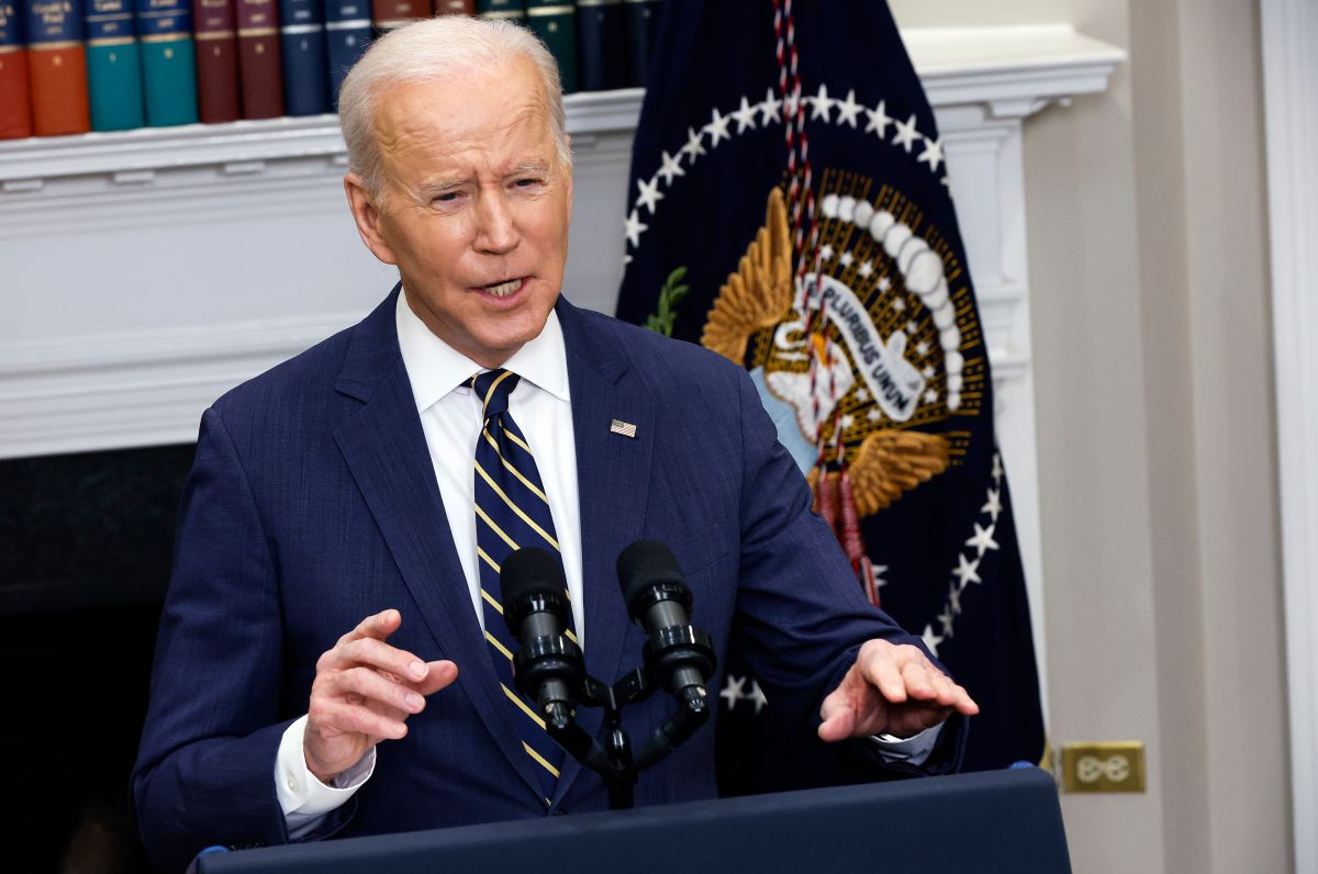 El presidente estadounidense Joe Biden en una conferencia este viernes para anunciar acciones económicas adicionales contra Rusia. 