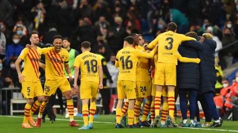 FC Barcelona festeja el cuarto gol del equipo ante Real Madrid cortesía de Ferrán Torres.