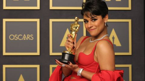 Ariana DeBose ganó el Premio Oscar en su edición número 94