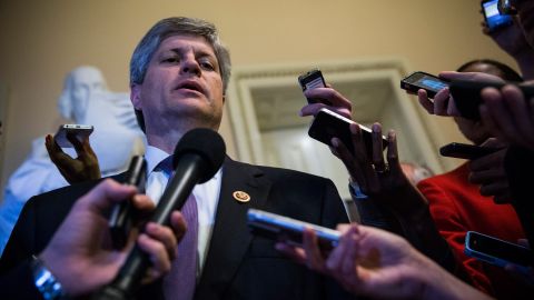 El representante republicano Jeff Fortenberry dejará su posicion el 31 de marzo.