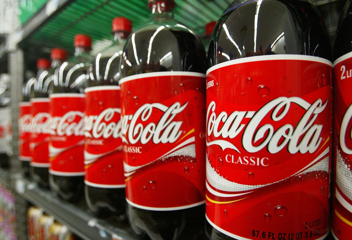 Coca-Cola señaló que se mantendrán evaluando los acontecimientos en la invasión rusa a Ucrania.