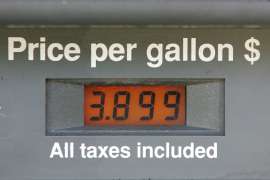 Administración Biden se dispone a liberar un millón de barriles diarios de petróleo para tratar de reducir precios de la gasolina