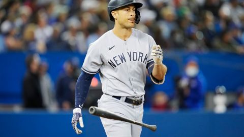 Giancarlo Stanton pegó gran HR con los Yankees