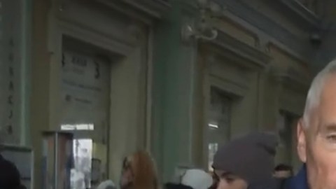 Jorge Ramos desde la estación de Polonia donde llegan los refugiados de Ucrania