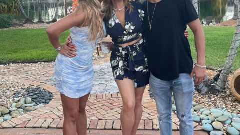 Lili Estefan junto a sus hijos Lina y Lorencito