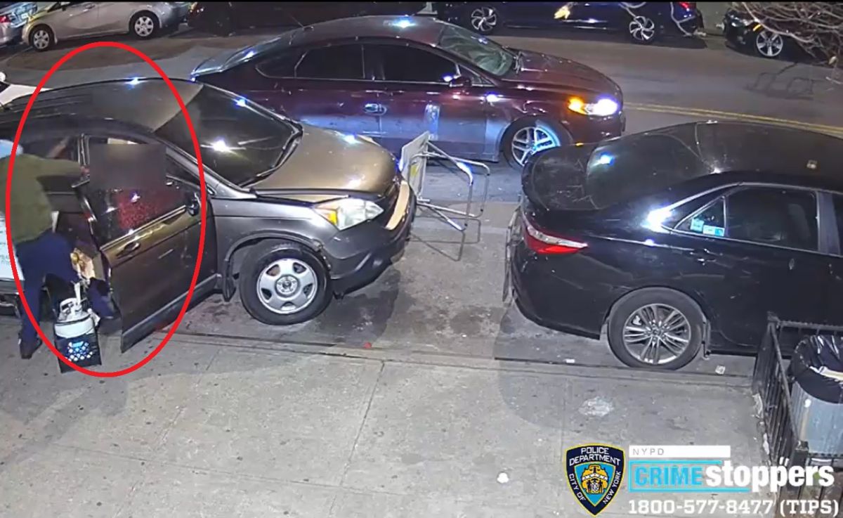 El NYPD publicó un video del ataque.