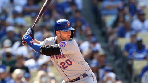 New York Mets y Pete Alonso firman acuerdo millonario