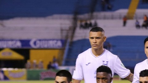 FBL-WC-2022-CONCACAF-HON-SLV