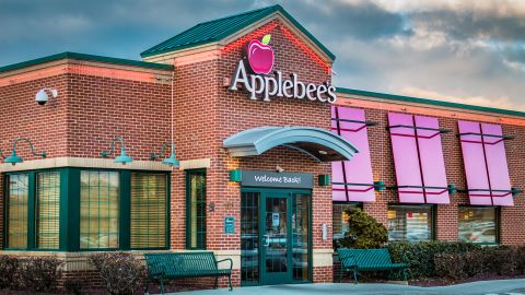 applebees-empleados-sueldo