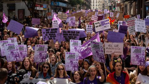 Día Internacional de la Mujer 2022: qué significan los colores de la bandera feminista interseccional