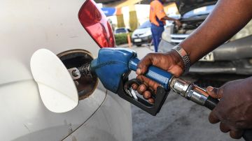 precio-de-gasolina-mezclar-gasolinas-ahorro