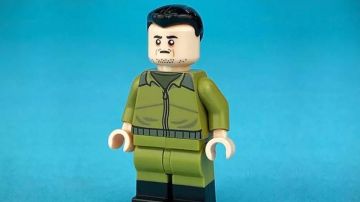 figura de Lego del presidente de ucrania Zelensky