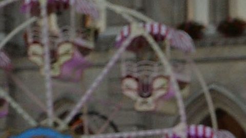 Alan Cumming está ofreciendo una recompensa de $10,000 por información sobre Tonka, el chimpancé desaparecido que protagonizó con él la comedia de 1997, 'Buddy'.