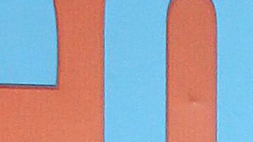 Mauricio Ochmann y Omar Chaparro en la alfombra roja de la premiere de la película "¿Y Cómo Es Él?", cinta producida por Eugenio Derbez.