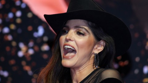 Ana Bárbara se prepara para su primer concierto en el Auditorio Nacional, el cual se llevará a cabo el próximo 8 de mayo después de varios intentos fallidos de presentarse a lo largo de su carrera.