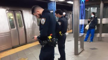 Presencia policial en el Metro de Nueva York.