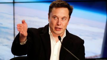 Elon Musk podría ser el primer billonario en un par de años.