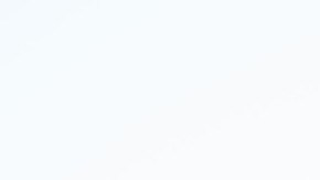 El Alcalde, junto a Jennifer Jones Ellis y Suzette Lewin, las madres de las víctimas.