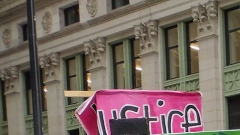 Trabajadores de salones de uñas piden ley para mejorar sus condiciones